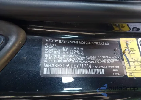 2013 BMW 328I из США, поврежденный, VIN WBAKE3C59DE771744